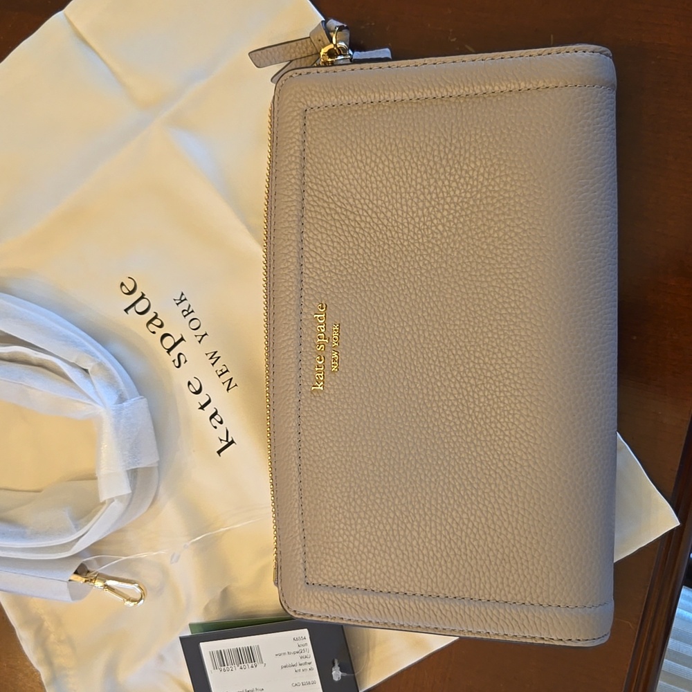 Kate Spade Knot leather purse